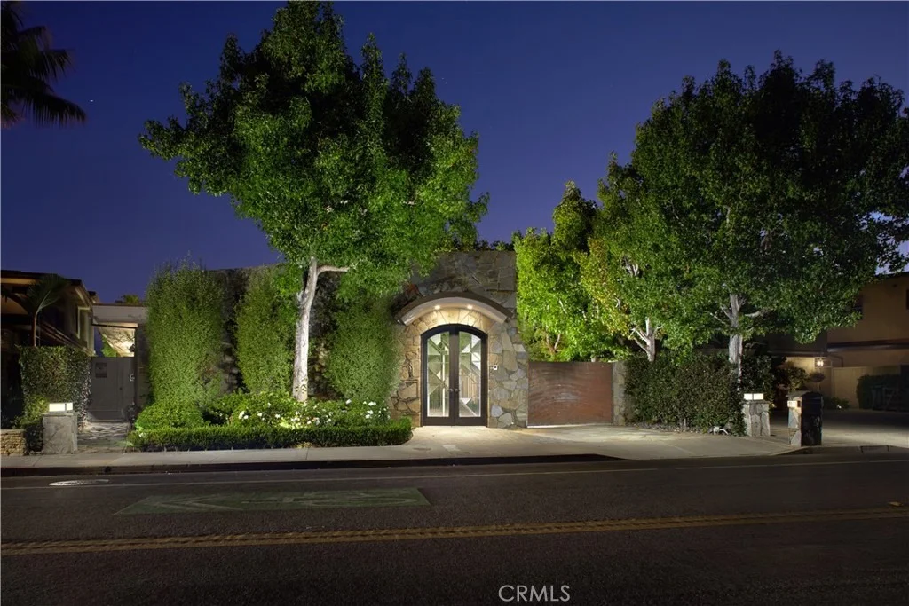 Photo of 2027 Bayside Drive