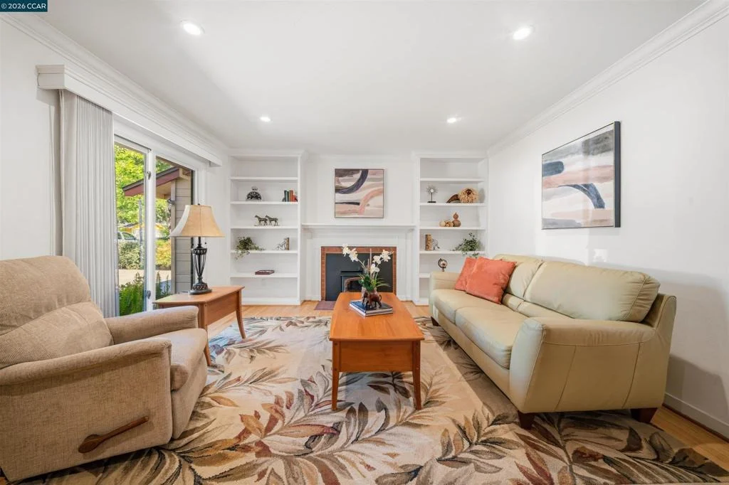 Photo of 31 Elliot Dr