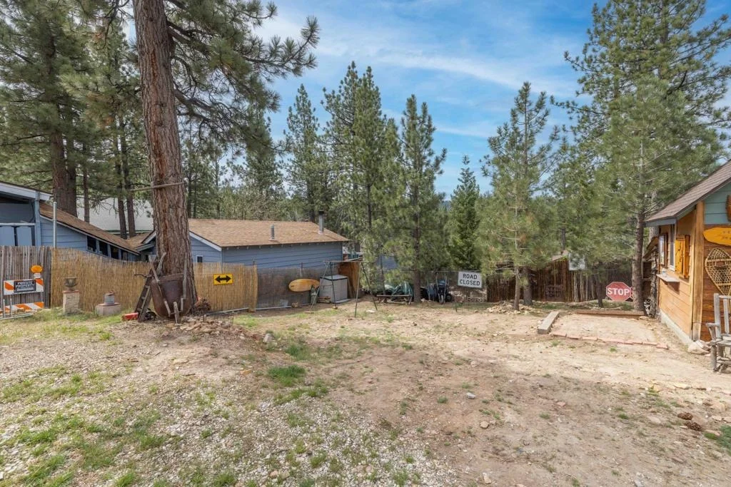 Photo of 40057 Forest Road