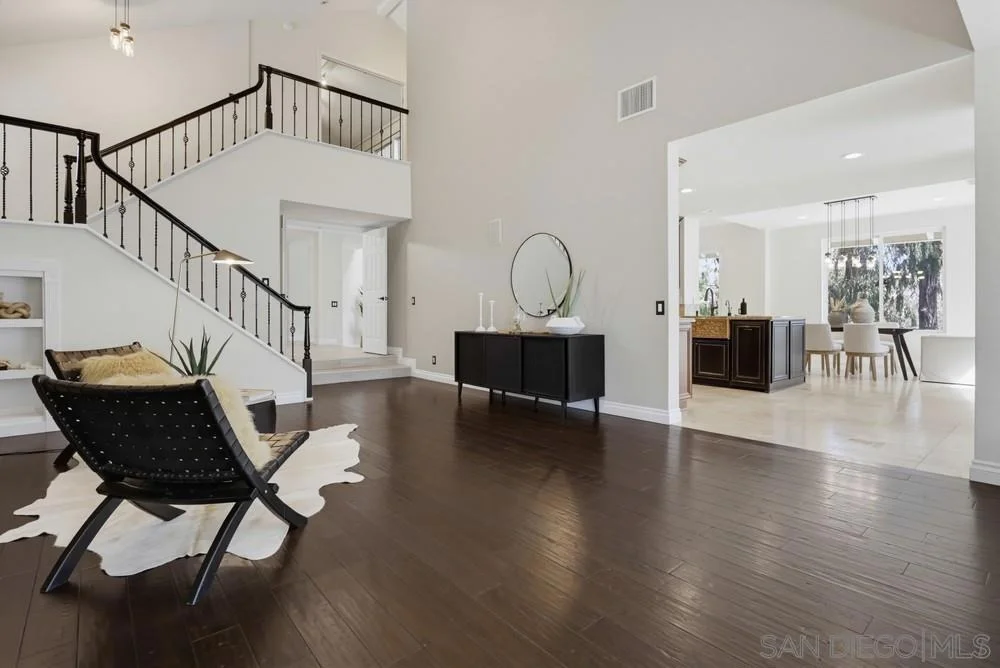 Photo of 15311 Crestview