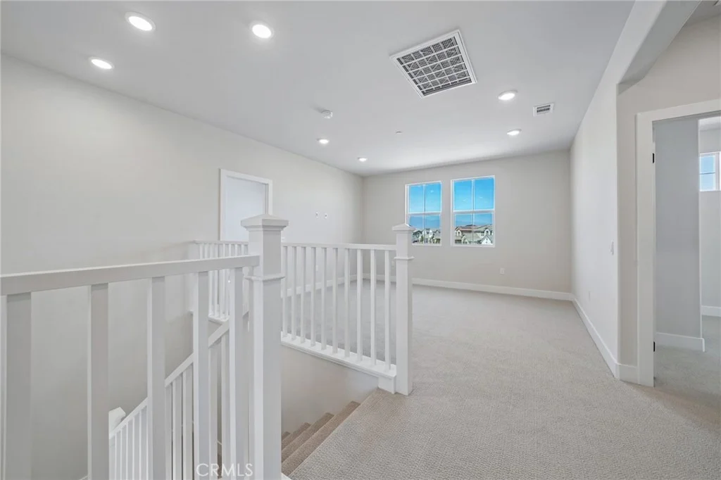 Photo of 8521 Tamarack Avenue