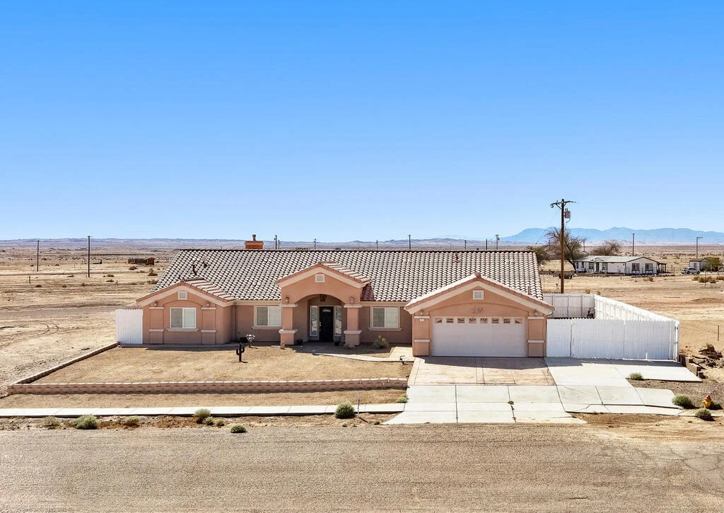 Photo of 1251 Riviera Circle