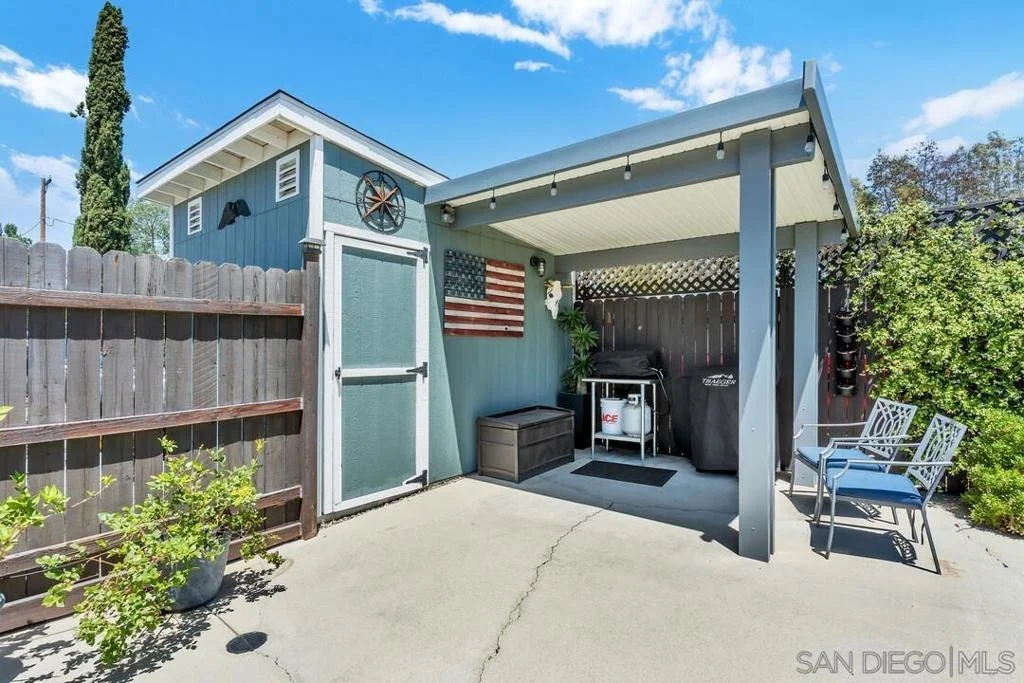 Photo of 1852 EL CAJON LN.