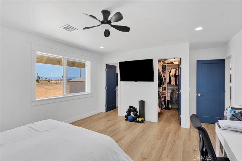 Photo of 8038 Begonia Road