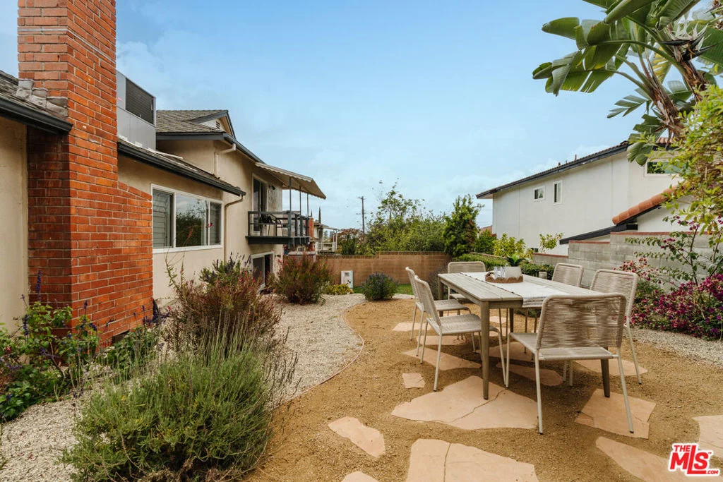 Photo of 2811 Lawndale Drive