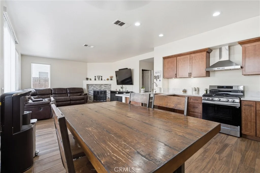 Photo of 42524 Cinnabar Court