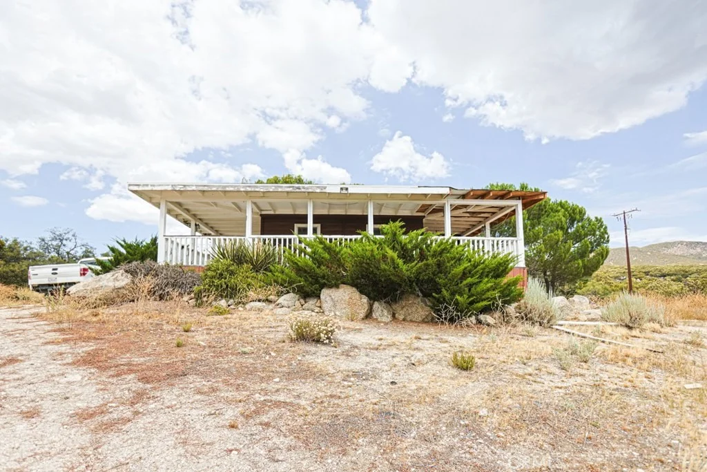 Photo of 38181 Valley Oak