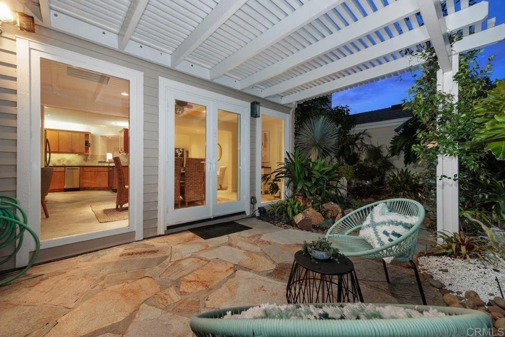 Photo of 7020 Lantana