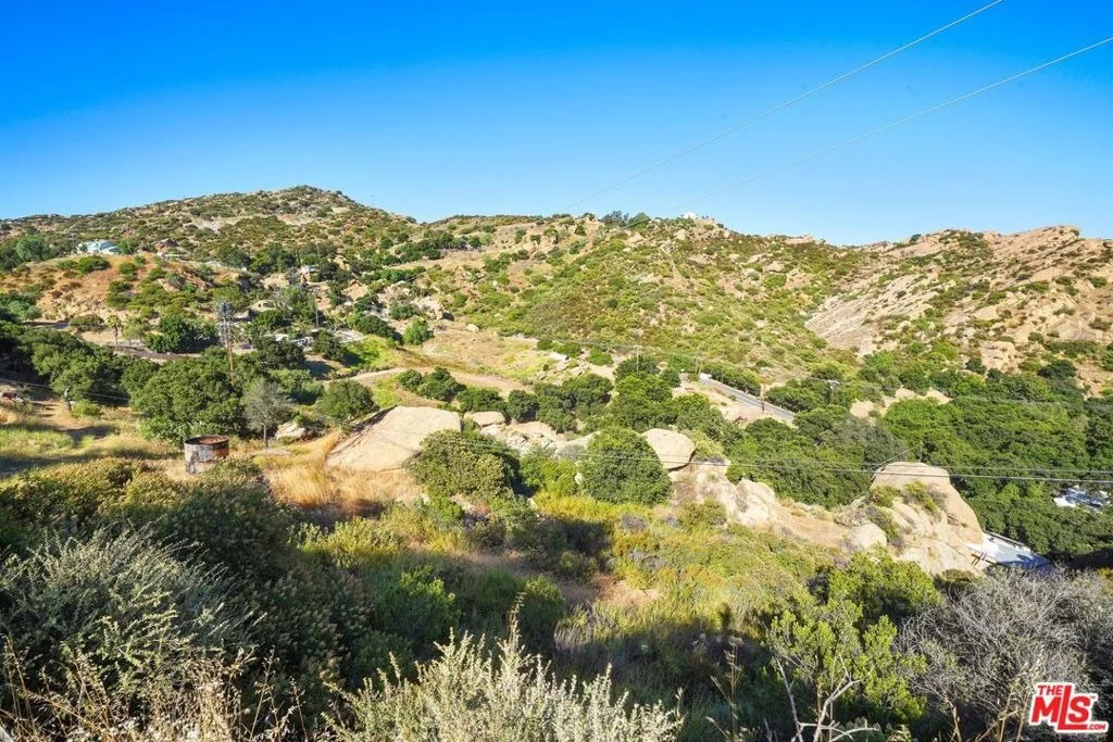 Photo of 670 Bryant Drive