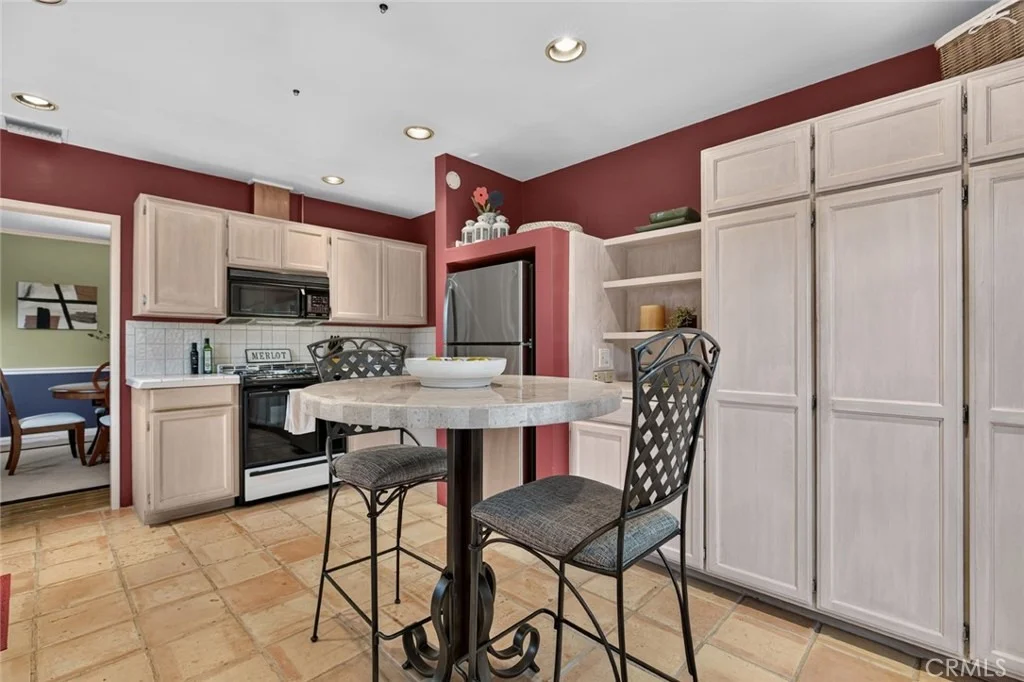 Photo of 1321 Graynold