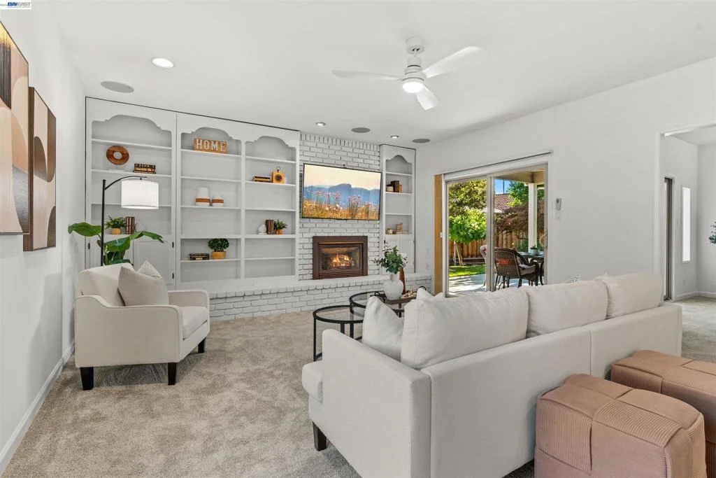 Photo of 4950 Black Ave