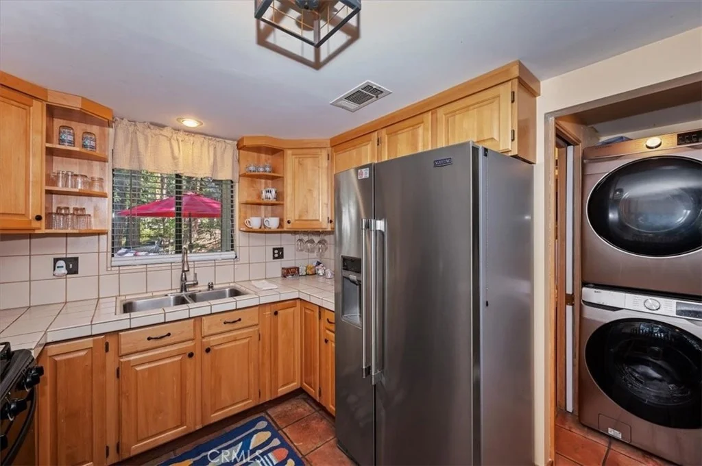 Photo of 27596 Oak Knoll