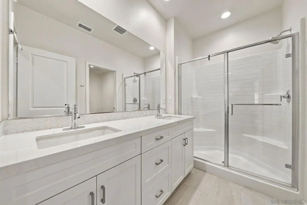 Photo of 340 Millstream Ct