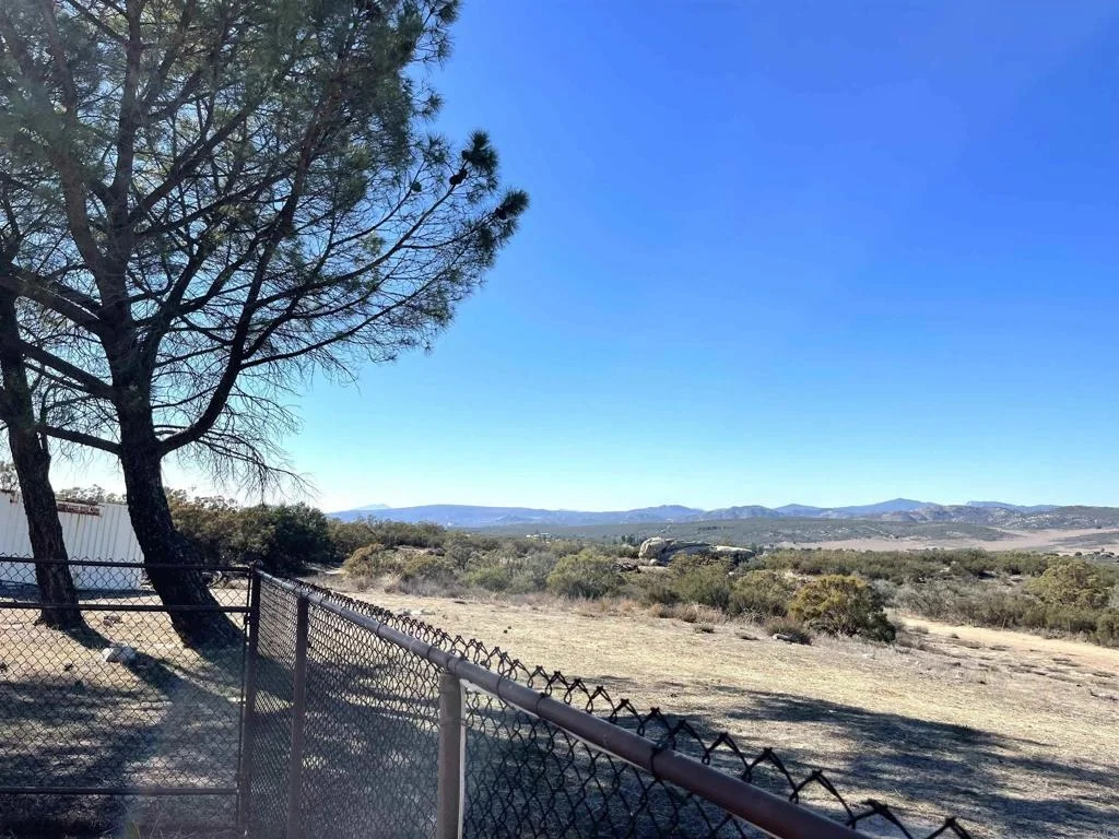 Photo of 1902 Tierra Del Sol Road