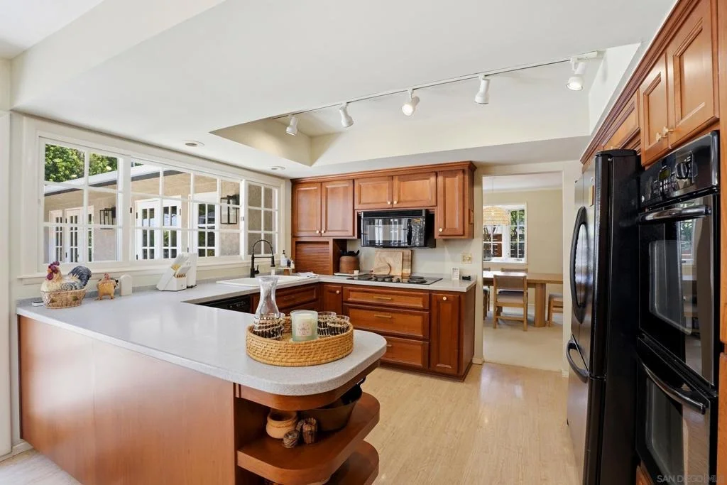 Photo of 6859 Avenida Andorra
