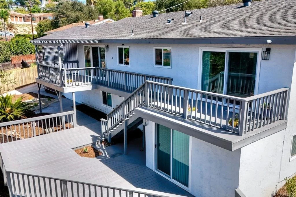 Photo of 2449 Primrose Ave