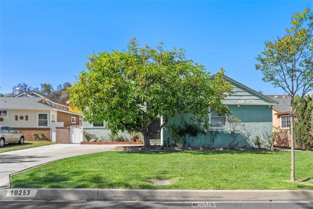 Photo of 10253 Angell