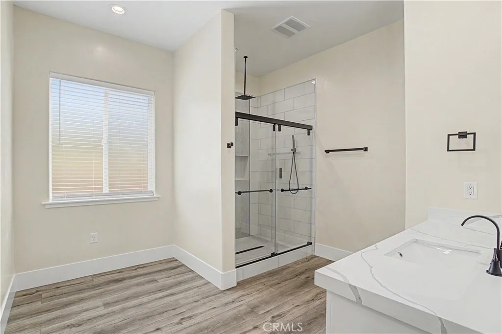 Photo of 3997 Skyview
