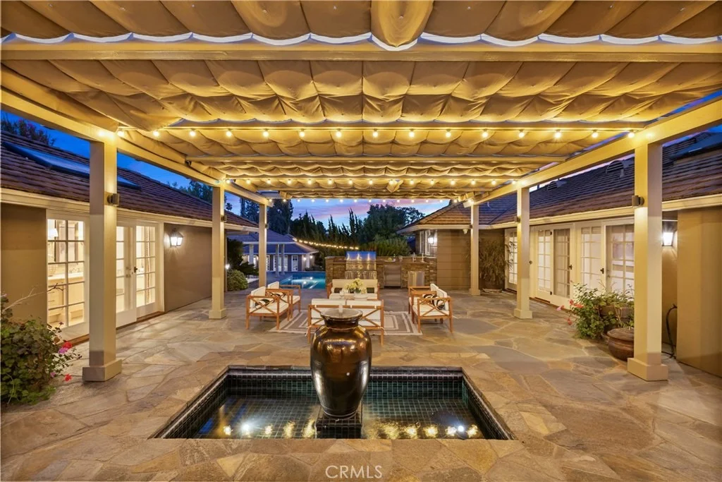 Photo of 340 Arbolada Drive