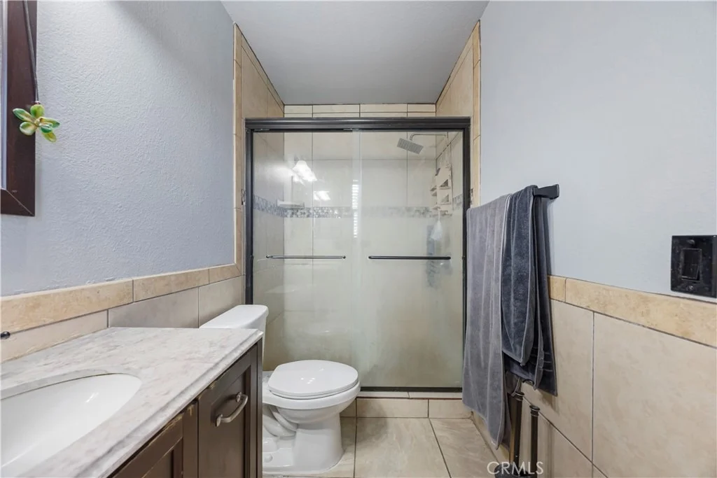 Photo of 10716 Wakefield Street E