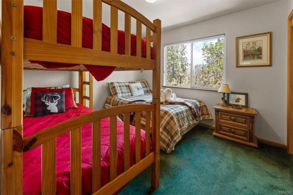 Photo of 1396 La Crescenta Drive
