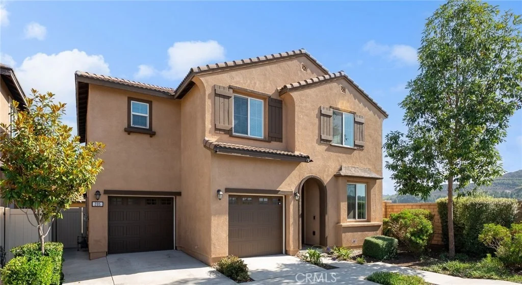 Photo of 205 Windsor Grey