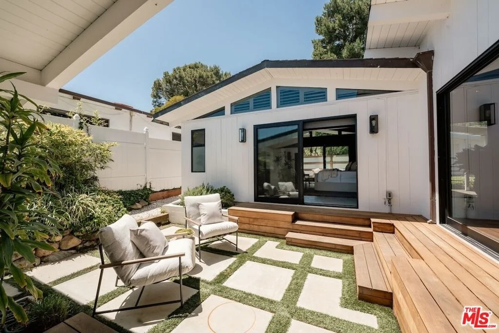 Photo of 23701 Harbor Vista Drive
