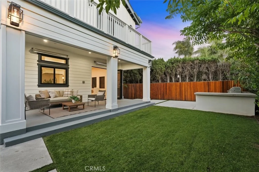 Photo of 2126 Havemeyer Lane