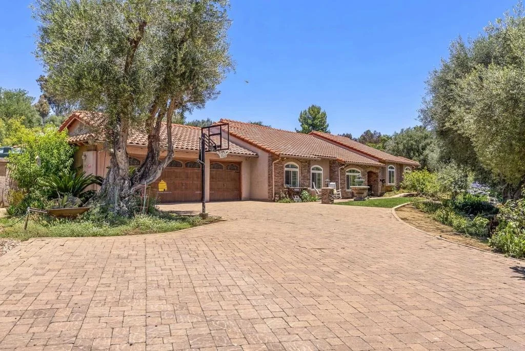 Photo of 2365 Shaylene Way