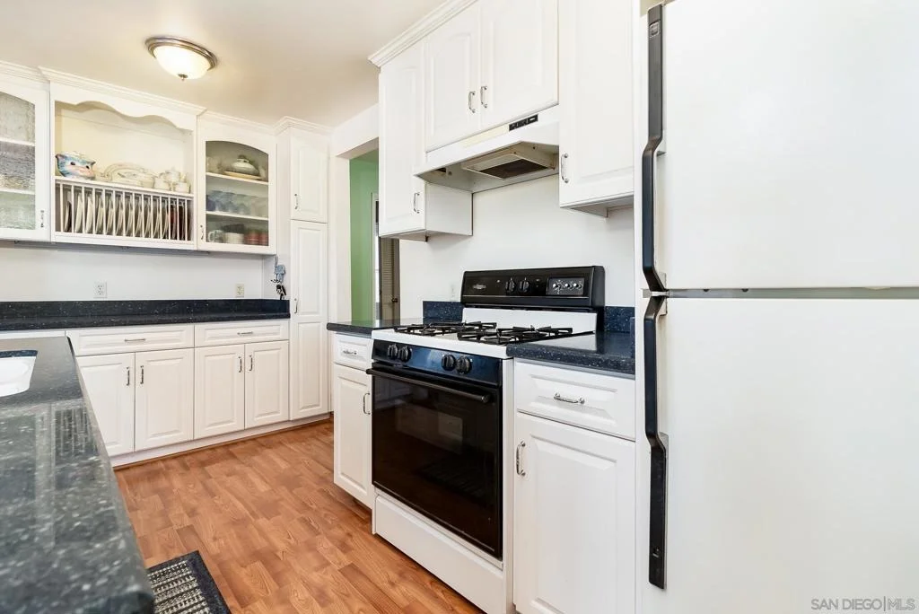 Photo of 8423 Prospect Ave