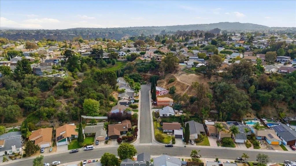Photo of 6783 Robbins Way