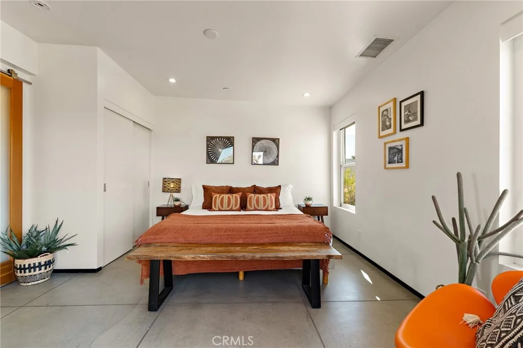 Photo of 58860 Ocotillo