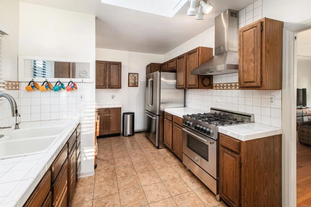 Photo of 2658 Highland Drive