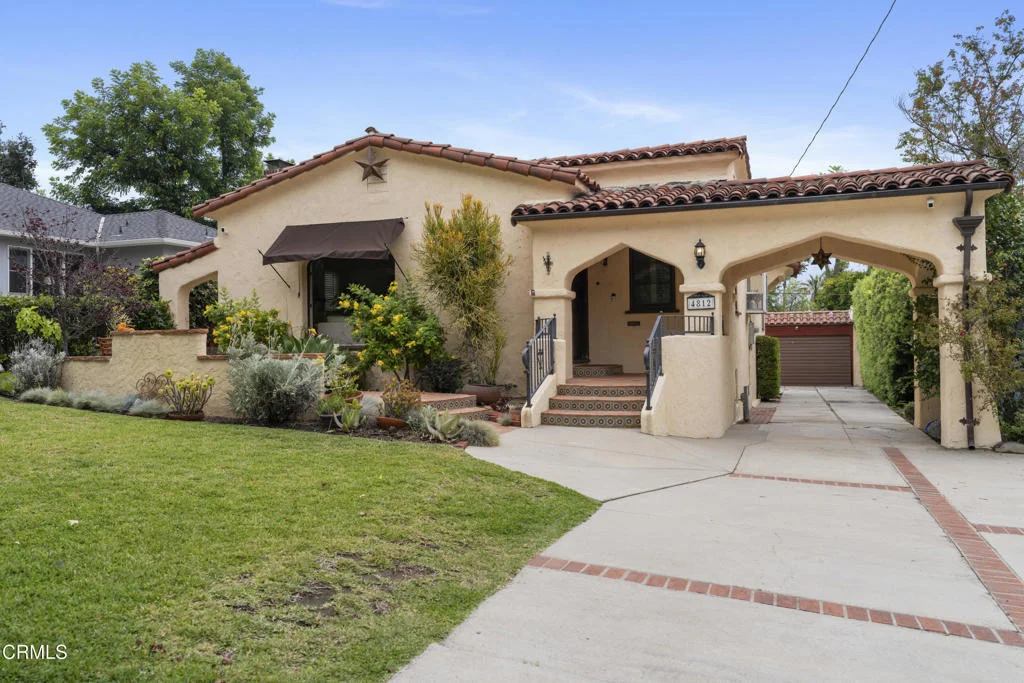Photo of 4812 La Canada Boulevard