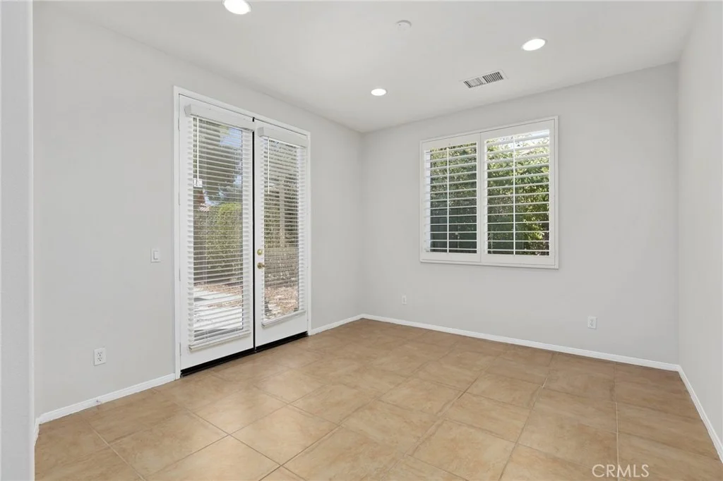 Photo of 34 Shoreline Drive