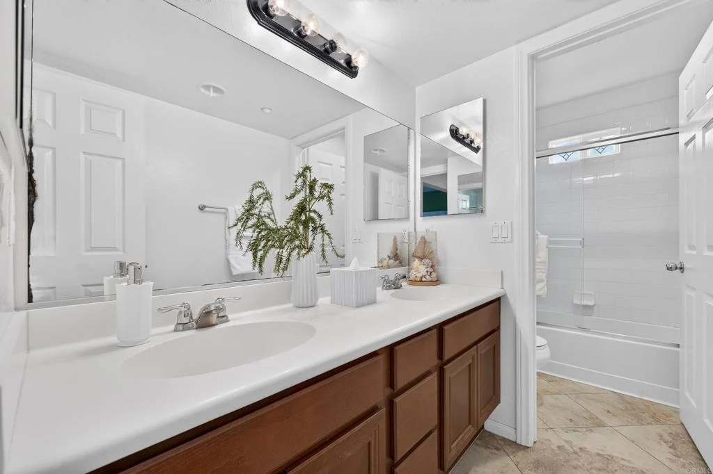 Photo of 10441 Lake Breeze Drive