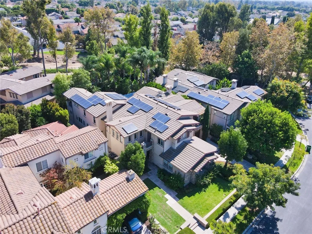 Photo of 32 Canyonwood