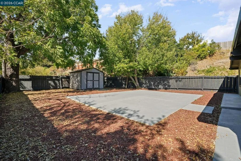 Photo of 1651 Stanton Ave