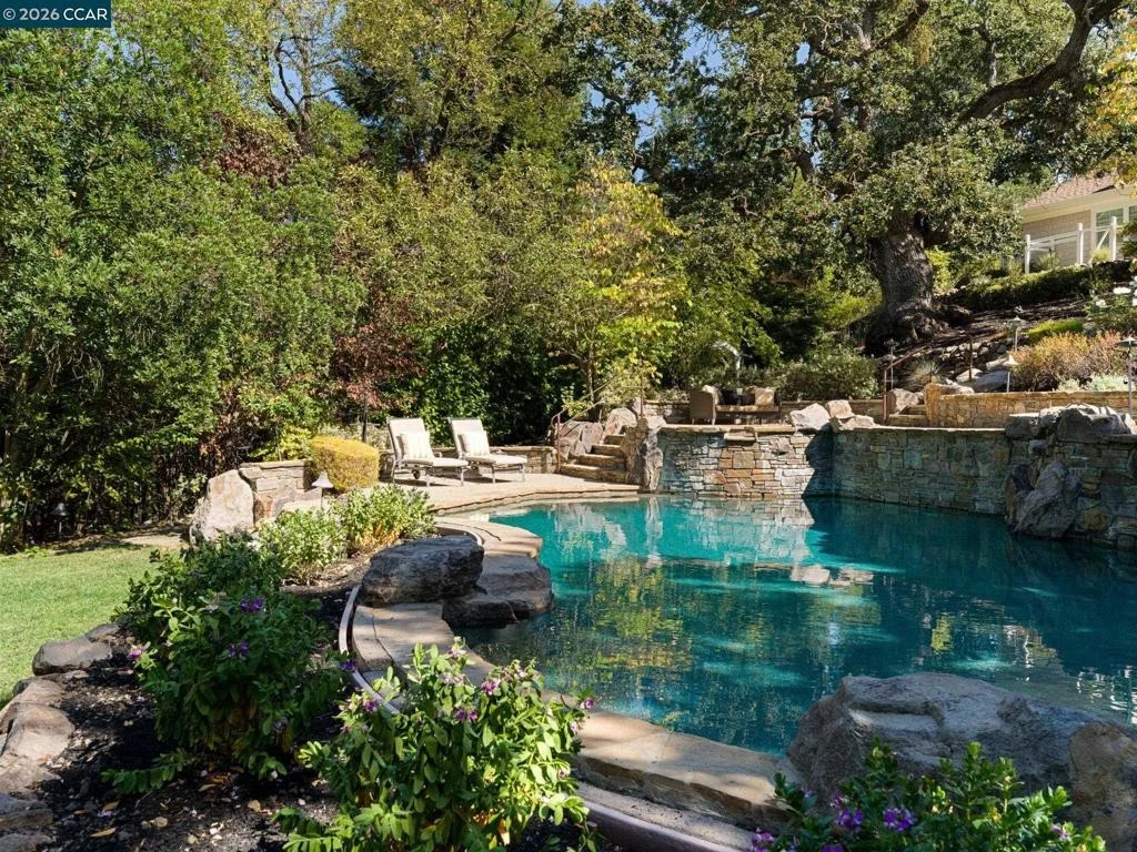 Photo of 1 Brooktree Dr