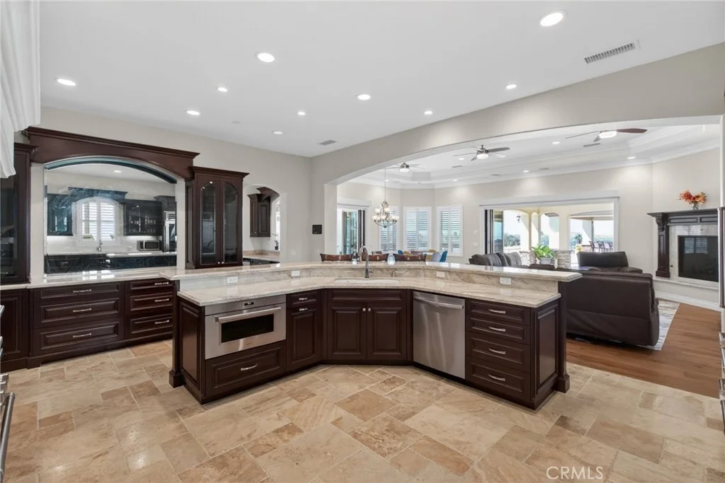 Photo of 6355 Cresthaven