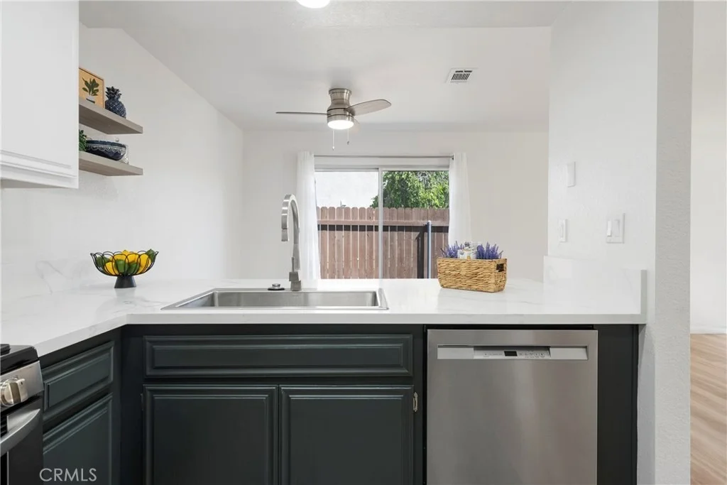 Photo of 700 W 2nd Street