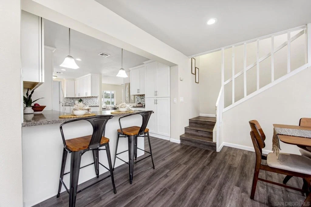 Photo of 9475 Mast Blvd.
