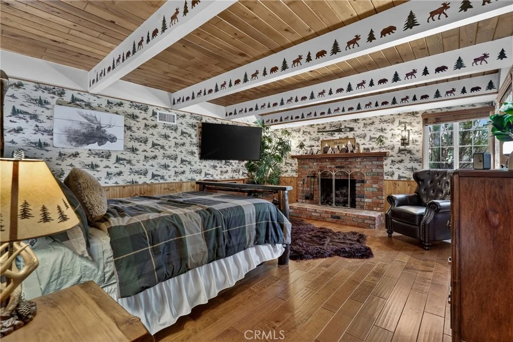 Photo of 615 Grass Valley Rd