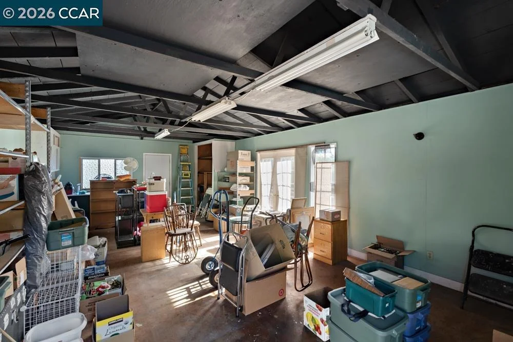 Photo of 18508 Madison Ave