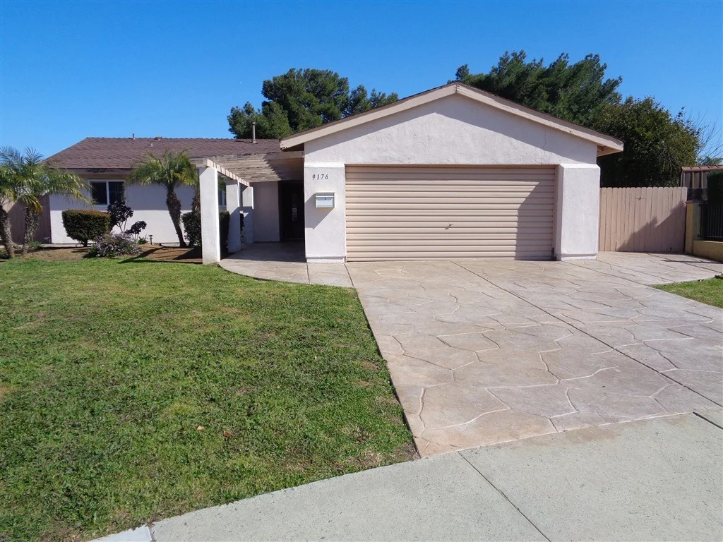 Photo of 9176 HONEY LN