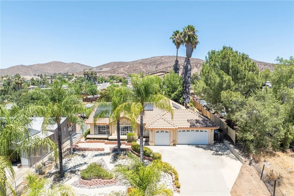Photo of 24380 Paseo Arroyo