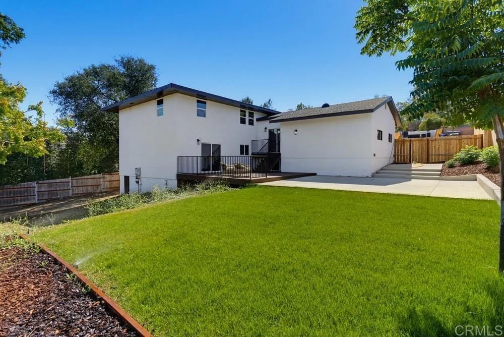 Photo of 930 Miramar Drive