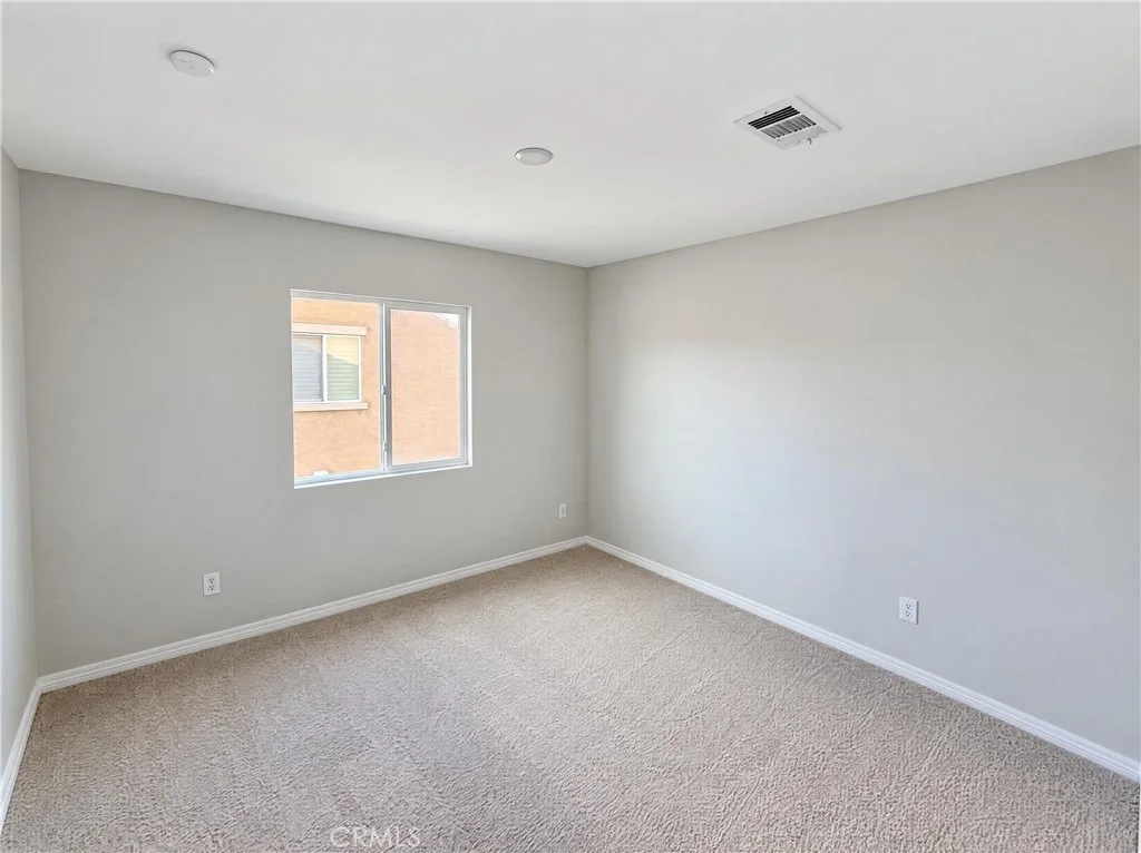 Photo of 31585 Chamise