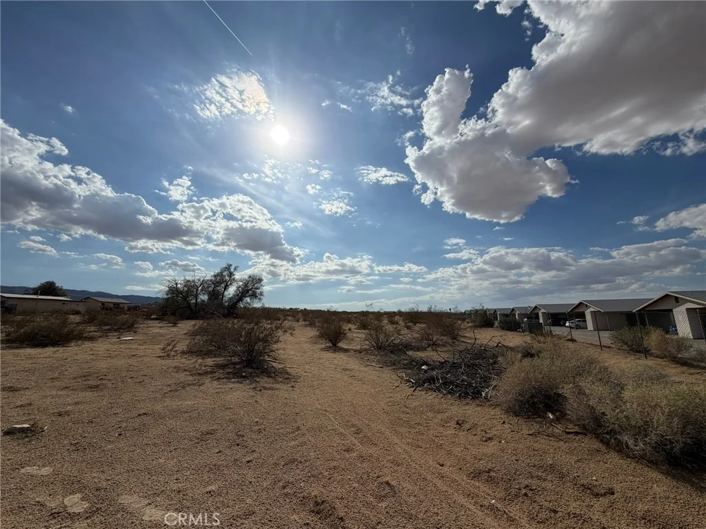 Photo of 5266 Adobe