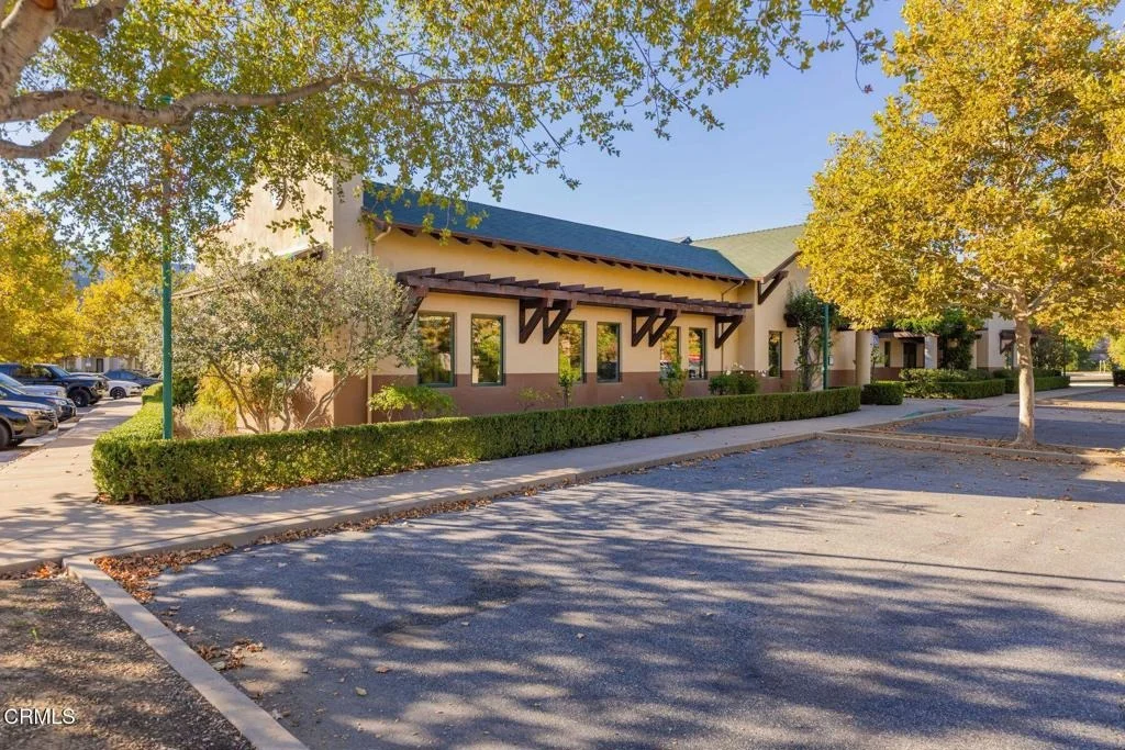 Photo of Unit G at 407 Bryant Circle